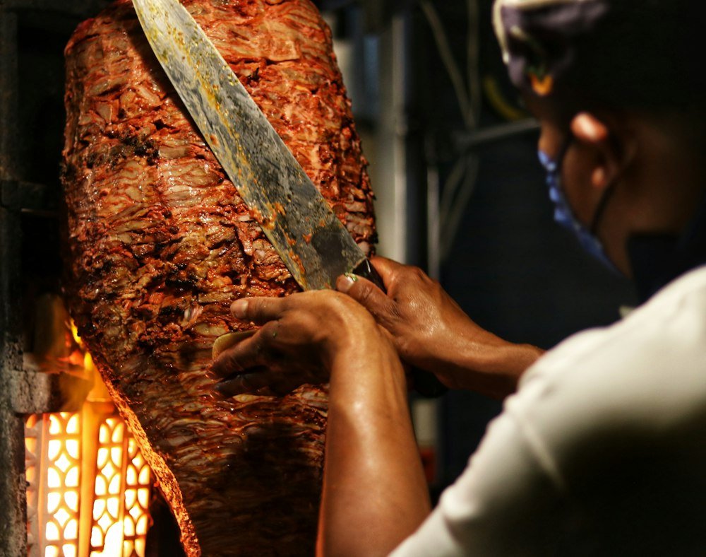 Döner being carved